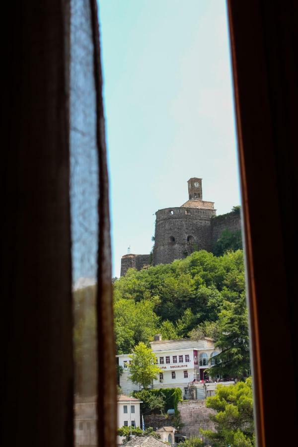 Lori's traditional house Gjirokastër Esterno foto